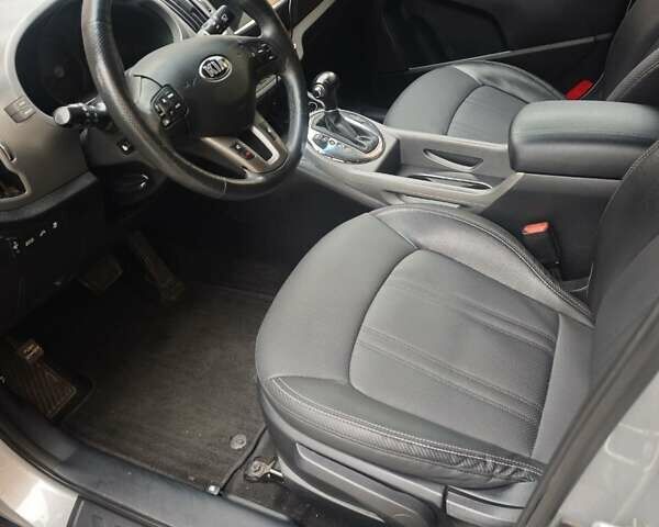 Серый Киа Sportage, объемом двигателя 2 л и пробегом 216 тыс. км за 13299 $, фото 39 на Automoto.ua