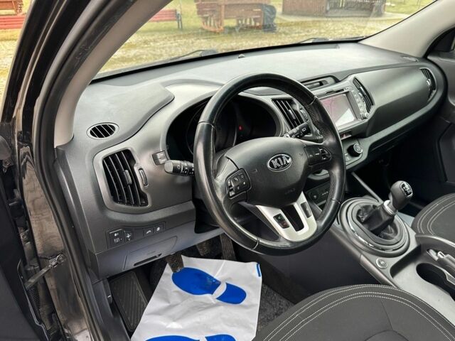 Серый Киа Sportage, объемом двигателя 1.6 л и пробегом 97 тыс. км за 8100 $, фото 20 на Automoto.ua