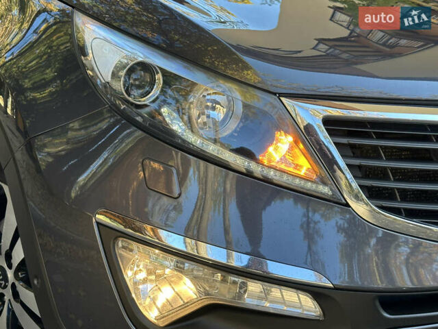 Серый Киа Sportage, объемом двигателя 2 л и пробегом 197 тыс. км за 14599 $, фото 47 на Automoto.ua