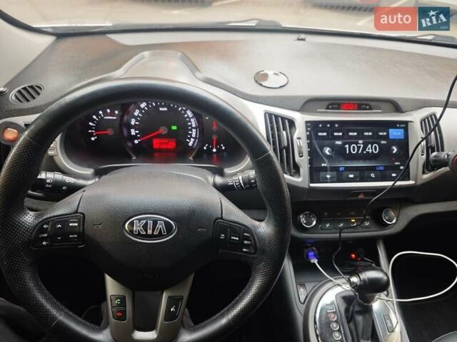 Серый Киа Sportage, объемом двигателя 2 л и пробегом 216 тыс. км за 13299 $, фото 27 на Automoto.ua