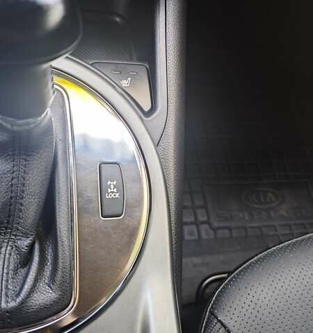 Серый Киа Sportage, объемом двигателя 2 л и пробегом 216 тыс. км за 13299 $, фото 35 на Automoto.ua