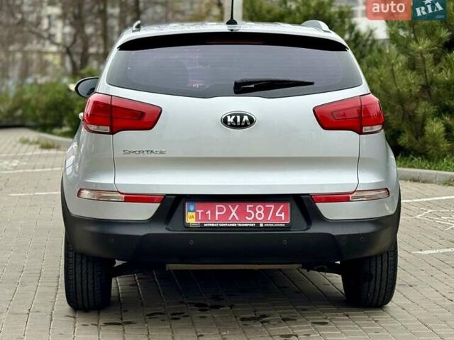 Серый Киа Sportage, объемом двигателя 2 л и пробегом 161 тыс. км за 13999 $, фото 5 на Automoto.ua