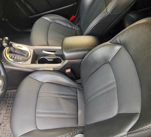 Серый Киа Sportage, объемом двигателя 2 л и пробегом 216 тыс. км за 13299 $, фото 46 на Automoto.ua