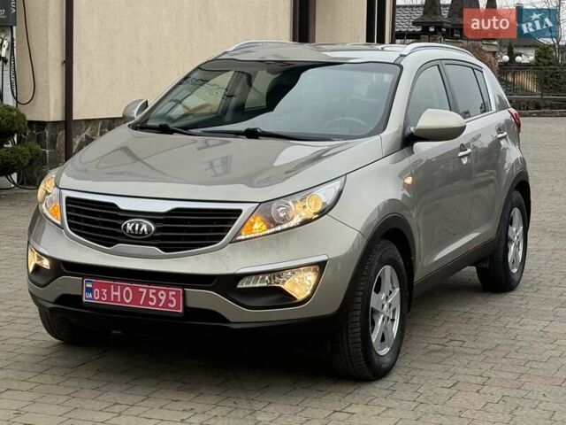 Серый Киа Sportage, объемом двигателя 1.6 л и пробегом 110 тыс. км за 11999 $, фото 9 на Automoto.ua