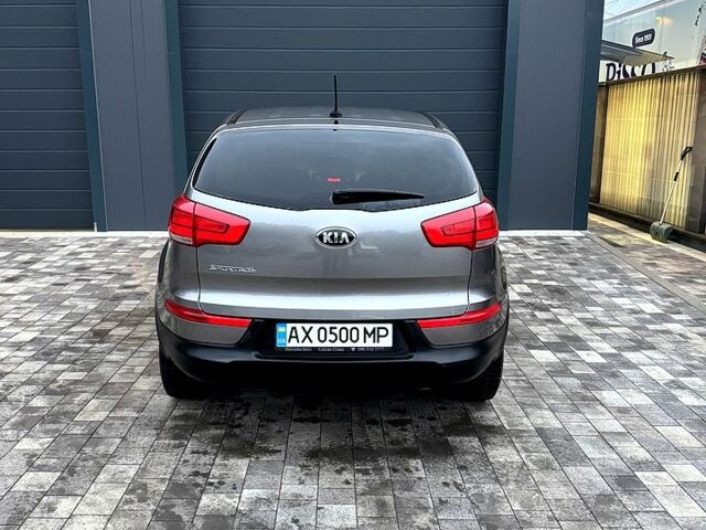 Серый Киа Sportage, объемом двигателя 2.4 л и пробегом 162 тыс. км за 12800 $, фото 3 на Automoto.ua