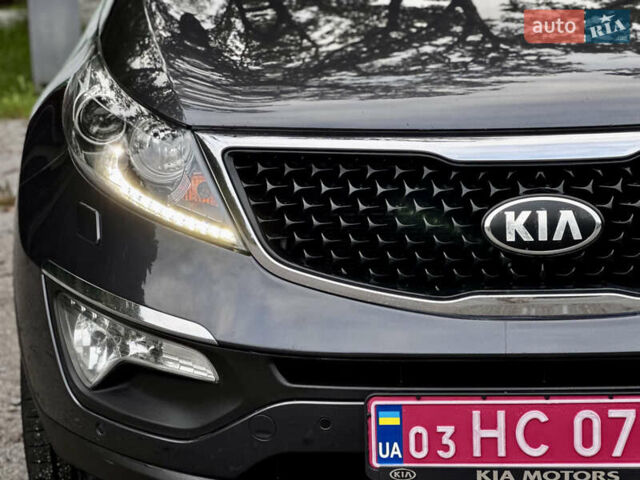 Серый Киа Sportage, объемом двигателя 2 л и пробегом 266 тыс. км за 15600 $, фото 8 на Automoto.ua