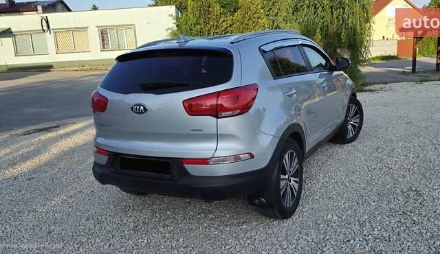 Сірий Кіа Sportage, об'ємом двигуна 2 л та пробігом 208 тис. км за 14800 $, фото 9 на Automoto.ua