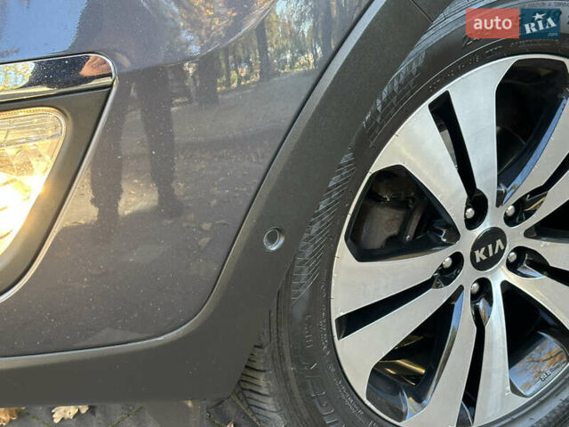 Серый Киа Sportage, объемом двигателя 2 л и пробегом 197 тыс. км за 14599 $, фото 26 на Automoto.ua