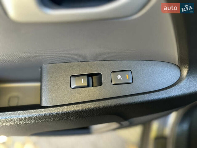 Серый Киа Sportage, объемом двигателя 2 л и пробегом 197 тыс. км за 14599 $, фото 153 на Automoto.ua