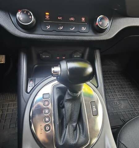 Серый Киа Sportage, объемом двигателя 2 л и пробегом 216 тыс. км за 13299 $, фото 34 на Automoto.ua