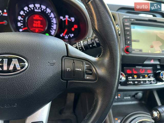 Серый Киа Sportage, объемом двигателя 2 л и пробегом 197 тыс. км за 14599 $, фото 134 на Automoto.ua