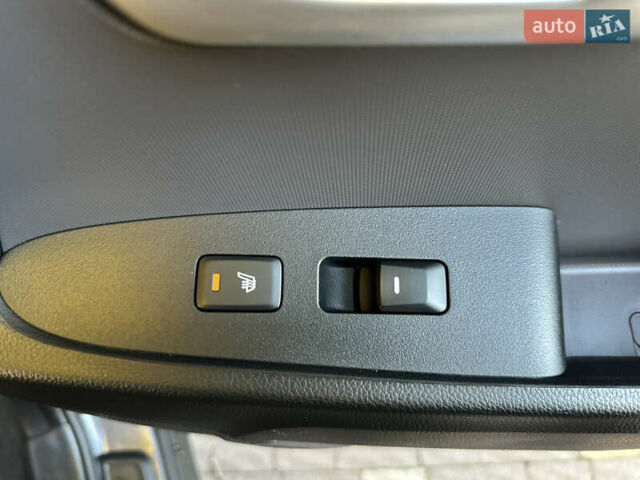 Серый Киа Sportage, объемом двигателя 2 л и пробегом 197 тыс. км за 14599 $, фото 164 на Automoto.ua