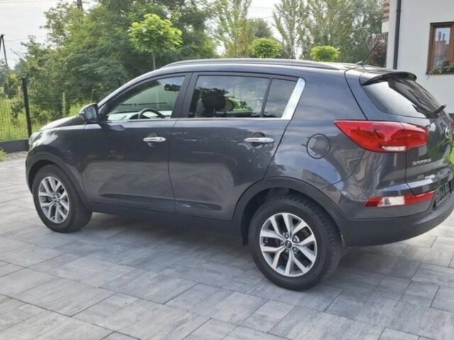 Серый Киа Sportage, объемом двигателя 1.6 л и пробегом 221 тыс. км за 4100 $, фото 3 на Automoto.ua