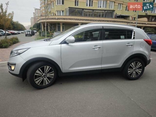 Серый Киа Sportage, объемом двигателя 2 л и пробегом 216 тыс. км за 13299 $, фото 10 на Automoto.ua