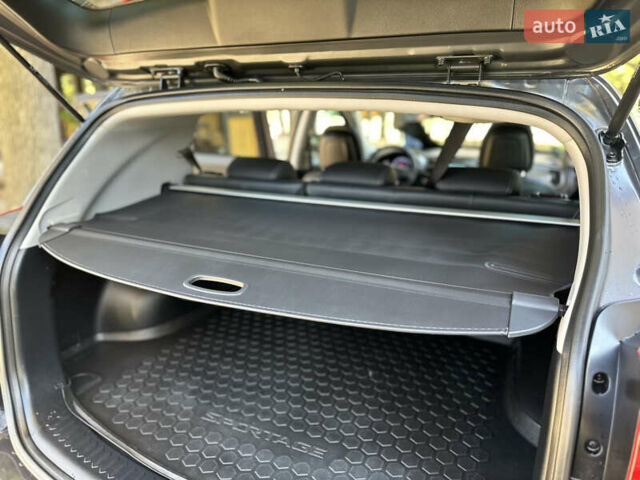 Серый Киа Sportage, объемом двигателя 2 л и пробегом 197 тыс. км за 14599 $, фото 177 на Automoto.ua