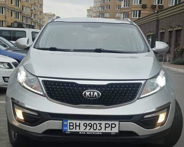 Серый Киа Sportage, объемом двигателя 2 л и пробегом 216 тыс. км за 13299 $, фото 3 на Automoto.ua