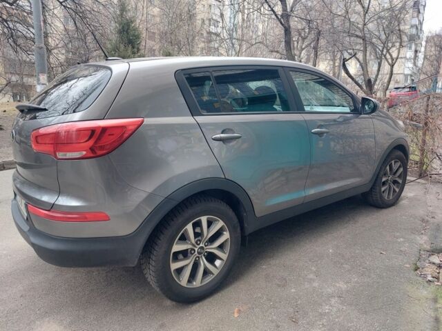 Сірий Кіа Sportage, об'ємом двигуна 0 л та пробігом 115 тис. км за 12800 $, фото 16 на Automoto.ua