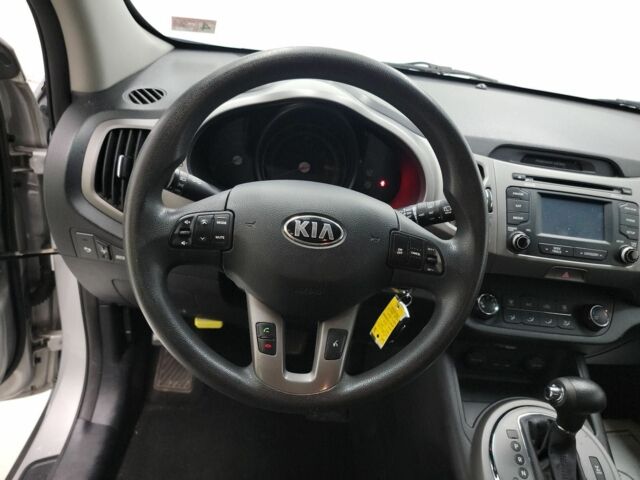 Серый Киа Sportage, объемом двигателя 2 л и пробегом 164 тыс. км за 12500 $, фото 8 на Automoto.ua
