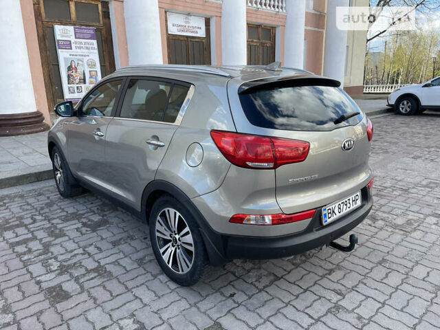 Серый Киа Sportage, объемом двигателя 2 л и пробегом 59 тыс. км за 15500 $, фото 4 на Automoto.ua