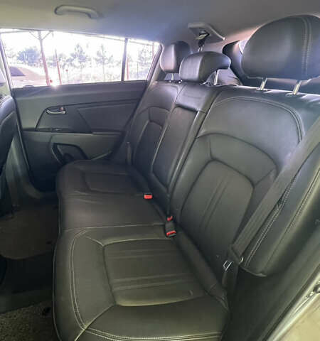 Серый Киа Sportage, объемом двигателя 2 л и пробегом 209 тыс. км за 14700 $, фото 21 на Automoto.ua