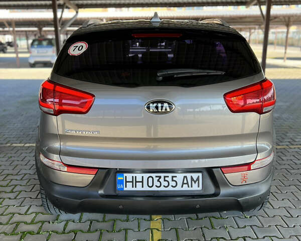 Серый Киа Sportage, объемом двигателя 2 л и пробегом 209 тыс. км за 14700 $, фото 6 на Automoto.ua