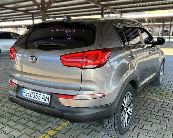 Серый Киа Sportage, объемом двигателя 2 л и пробегом 209 тыс. км за 14700 $, фото 7 на Automoto.ua