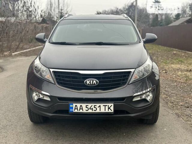 Серый Киа Sportage, объемом двигателя 2 л и пробегом 133 тыс. км за 14300 $, фото 2 на Automoto.ua