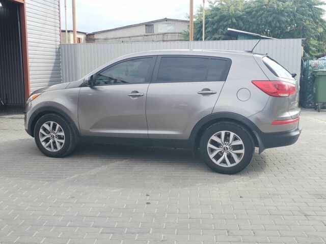 Серый Киа Sportage, объемом двигателя 2.4 л и пробегом 129 тыс. км за 309 $, фото 8 на Automoto.ua