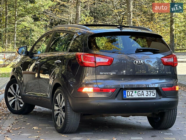Серый Киа Sportage, объемом двигателя 2 л и пробегом 197 тыс. км за 14599 $, фото 3 на Automoto.ua