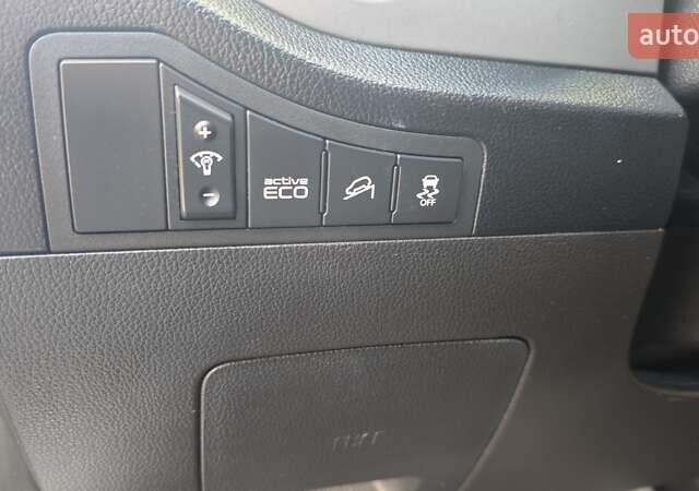 Серый Киа Sportage, объемом двигателя 2 л и пробегом 216 тыс. км за 13299 $, фото 32 на Automoto.ua