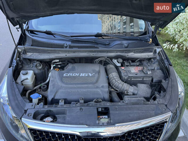 Серый Киа Sportage, объемом двигателя 2 л и пробегом 190 тыс. км за 15500 $, фото 18 на Automoto.ua
