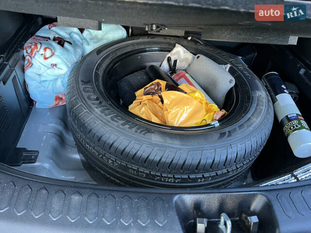 Серый Киа Sportage, объемом двигателя 2 л и пробегом 190 тыс. км за 15500 $, фото 19 на Automoto.ua