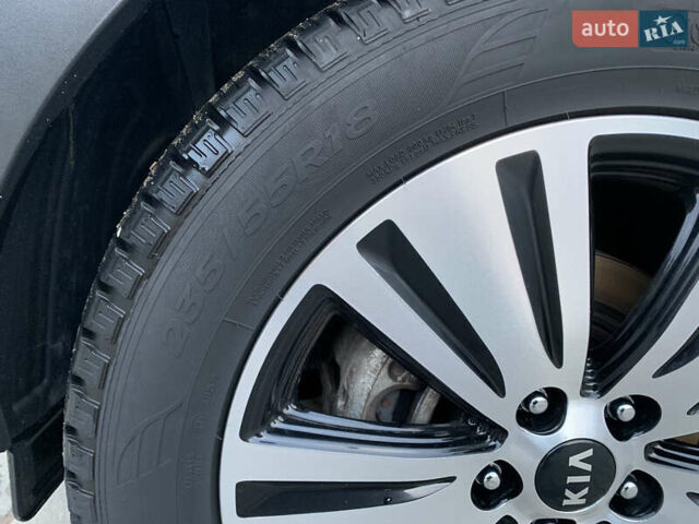 Сірий Кіа Sportage, об'ємом двигуна 1.7 л та пробігом 275 тис. км за 13000 $, фото 17 на Automoto.ua