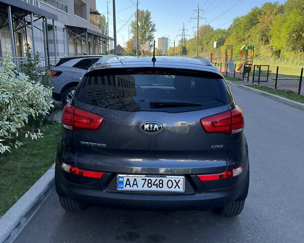 Серый Киа Sportage, объемом двигателя 2 л и пробегом 190 тыс. км за 15500 $, фото 4 на Automoto.ua