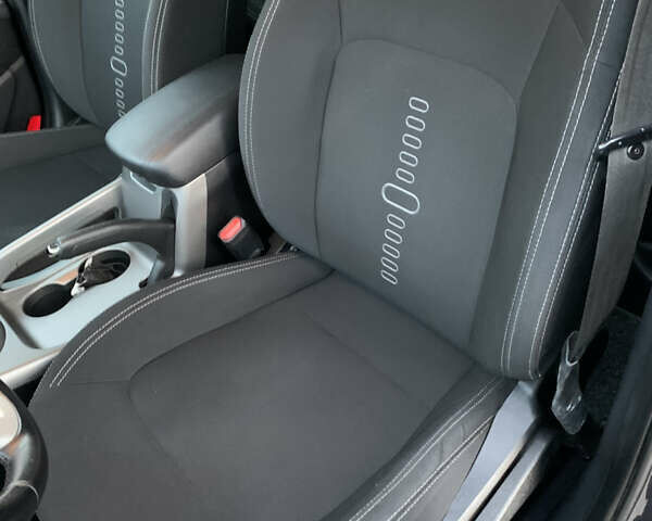 Сірий Кіа Sportage, об'ємом двигуна 1.7 л та пробігом 275 тис. км за 13000 $, фото 21 на Automoto.ua