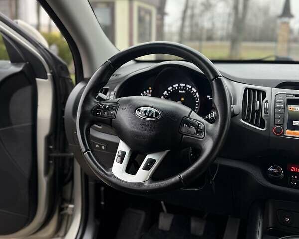 Серый Киа Sportage, объемом двигателя 1.6 л и пробегом 110 тыс. км за 11999 $, фото 38 на Automoto.ua