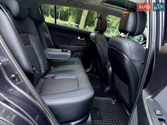Серый Киа Sportage, объемом двигателя 2 л и пробегом 266 тыс. км за 15600 $, фото 59 на Automoto.ua