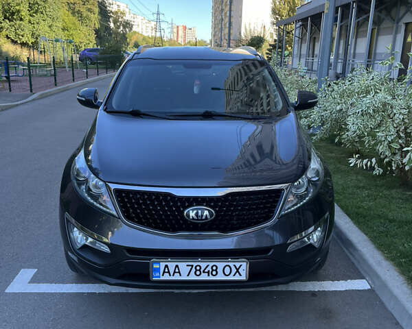 Серый Киа Sportage, объемом двигателя 2 л и пробегом 190 тыс. км за 15500 $, фото 1 на Automoto.ua
