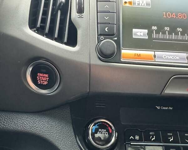 Серый Киа Sportage, объемом двигателя 2 л и пробегом 157 тыс. км за 17200 $, фото 32 на Automoto.ua