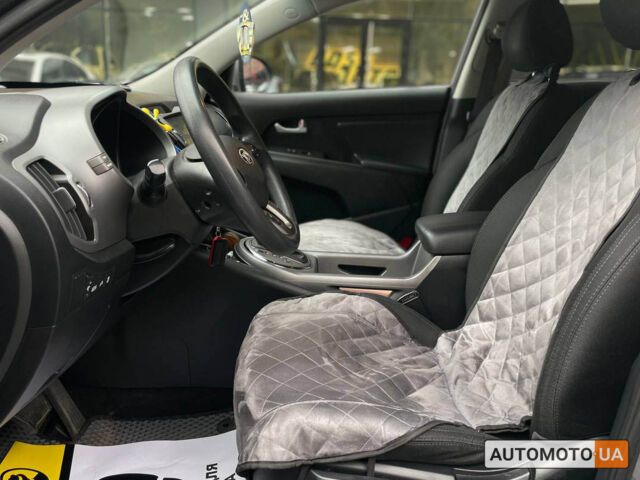 Сірий Кіа Sportage, об'ємом двигуна 2.4 л та пробігом 137 тис. км за 13600 $, фото 7 на Automoto.ua