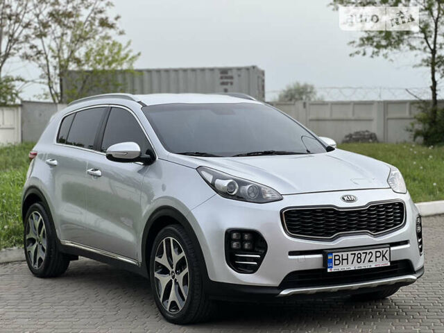 Сірий Кіа Sportage, об'ємом двигуна 2 л та пробігом 180 тис. км за 18700 $, фото 2 на Automoto.ua