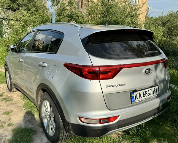 Сірий Кіа Sportage, об'ємом двигуна 2 л та пробігом 219 тис. км за 16500 $, фото 2 на Automoto.ua