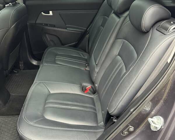 Серый Киа Sportage, объемом двигателя 2 л и пробегом 157 тыс. км за 17200 $, фото 44 на Automoto.ua