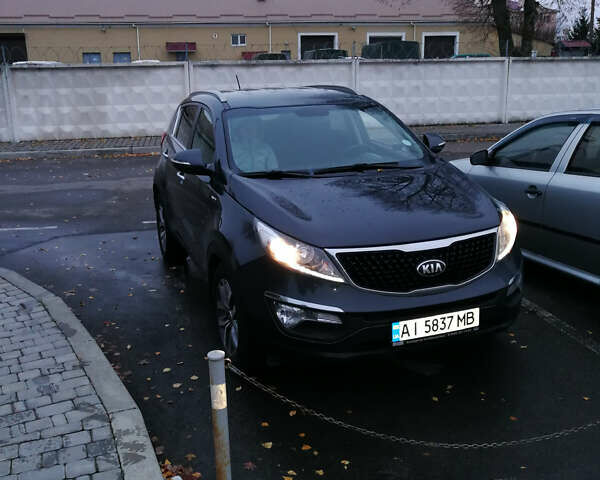 Серый Киа Sportage, объемом двигателя 2 л и пробегом 202 тыс. км за 17000 $, фото 3 на Automoto.ua