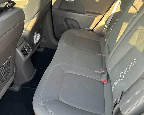 Серый Киа Sportage, объемом двигателя 2.36 л и пробегом 148 тыс. км за 11500 $, фото 13 на Automoto.ua
