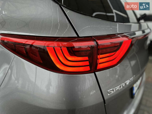 Серый Киа Sportage, объемом двигателя 2 л и пробегом 134 тыс. км за 20500 $, фото 24 на Automoto.ua