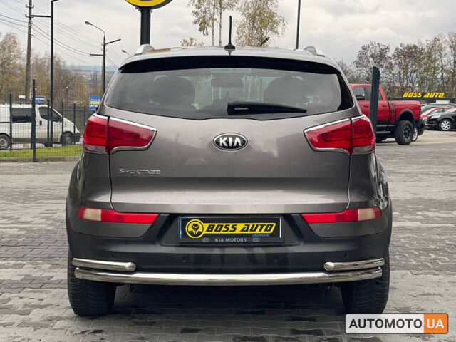 Сірий Кіа Sportage, об'ємом двигуна 2.4 л та пробігом 137 тис. км за 13600 $, фото 4 на Automoto.ua