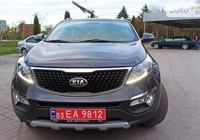 Серый Киа Sportage, объемом двигателя 2 л и пробегом 220 тыс. км за 16499 $, фото 7 на Automoto.ua