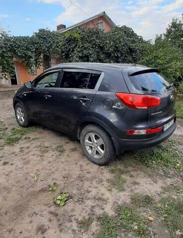 Серый Киа Sportage, объемом двигателя 1.69 л и пробегом 195 тыс. км за 15000 $, фото 3 на Automoto.ua