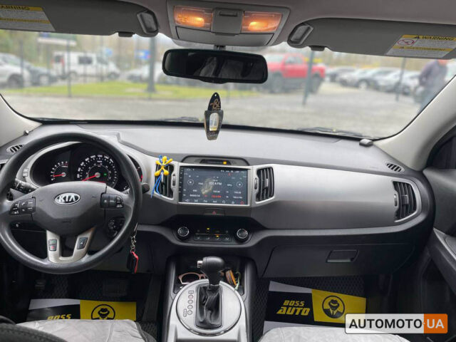 Сірий Кіа Sportage, об'ємом двигуна 2.4 л та пробігом 137 тис. км за 13600 $, фото 9 на Automoto.ua